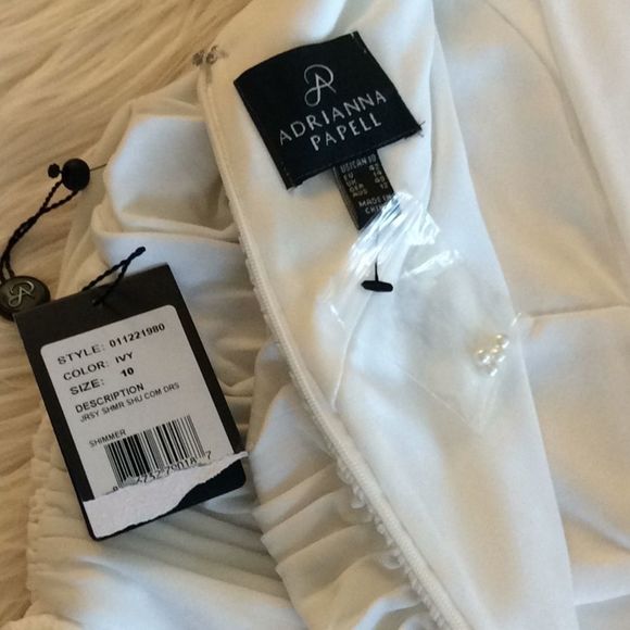 Gorgeous 💞ADRIANNA PAPELL💞 dress - Picture 7 of 8